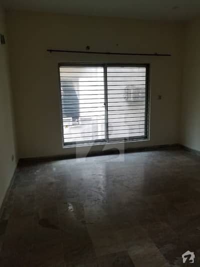 10 Marla Upper Portion For Rent In State Life Housing Society 10 Marla Upper Portion For Rent In State Life Housing Society