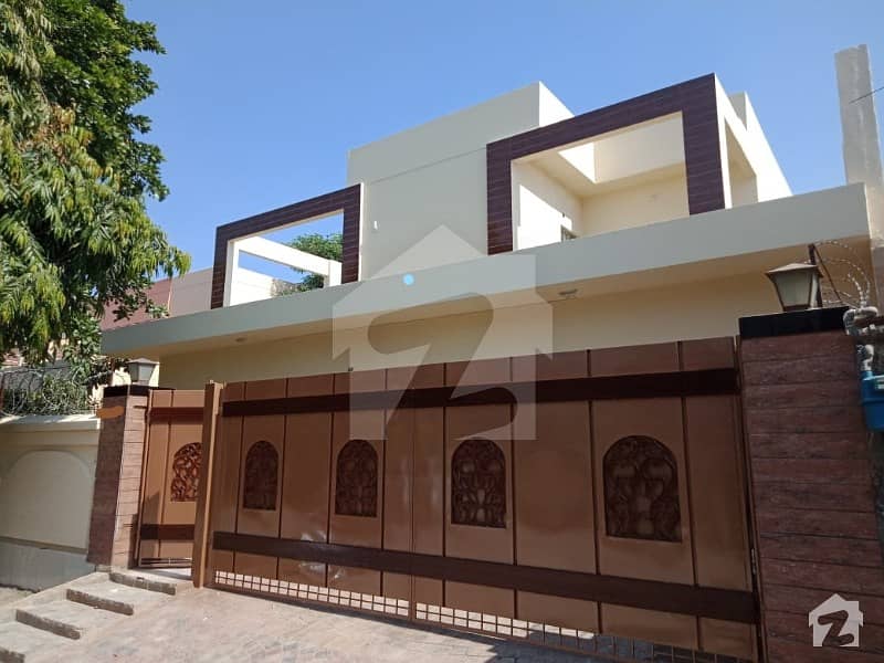 Defence - One Kanal Used House For Rent In Dha Lahore