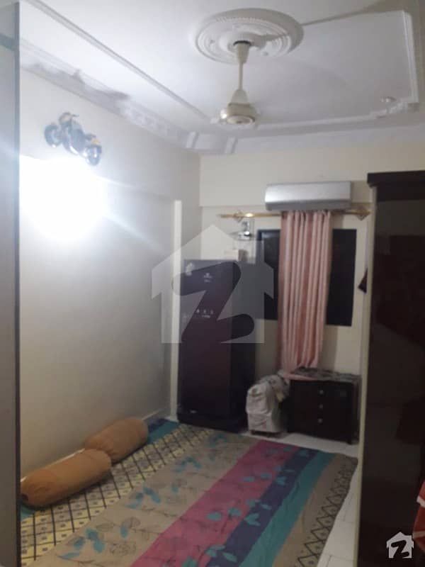2 Bed Rooms Lounge Flat Model Colony Alamgir Society
