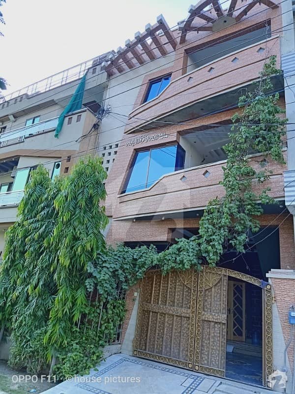 سبزہ زار سکیم ۔ بلاک پی سبزہ زار سکیم لاہور میں 5 کمروں کا 5 مرلہ مکان 1.2 کروڑ میں برائے فروخت۔