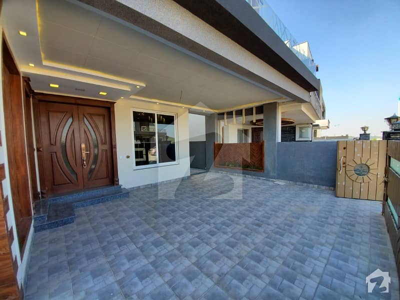 12 Marla Designer House For Sale