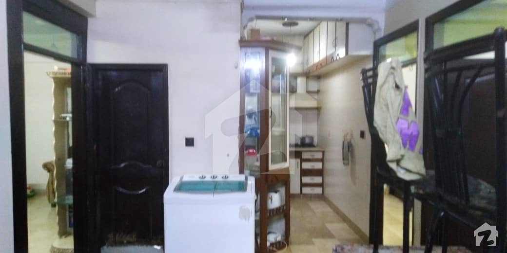 دہلی کالونی کراچی میں 3 کمروں کا 5 مرلہ فلیٹ 85 لاکھ میں برائے فروخت۔