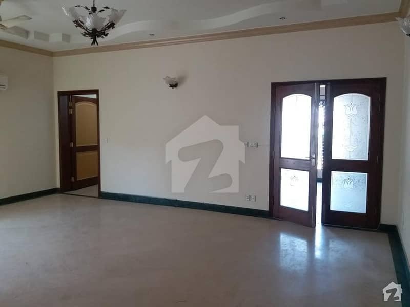 Full House Available For Rent In DHA Phase 4 - Block JJ