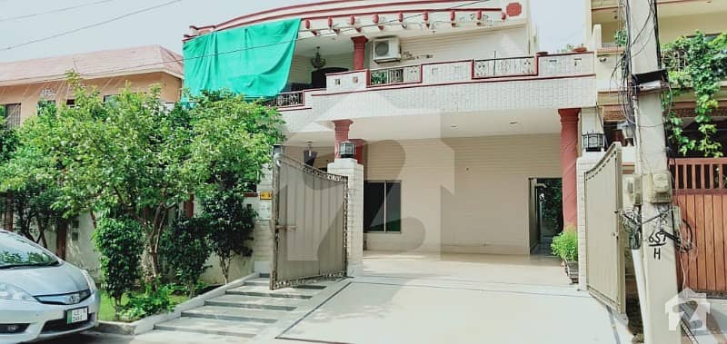 1 Kanal 7 Bedroom Owner Built House Izmir Town Lahore