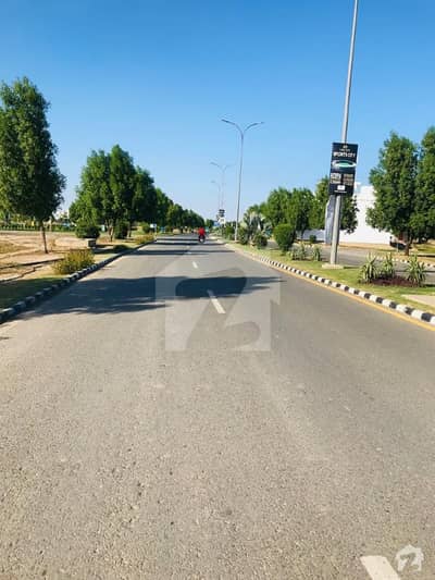 لیک سٹی ۔ سیکٹر ایم ۔ 1 لیک سٹی لاہور میں 4 کمروں کا 15 مرلہ مکان 95 ہزار میں کرایہ پر دستیاب ہے۔ لیک سٹی ۔ سیکٹر ایم ۔ 1 لیک سٹی لاہور میں 4 کمروں کا 15 مرلہ مکان 95 ہزار میں کرایہ پر دستیاب ہے۔