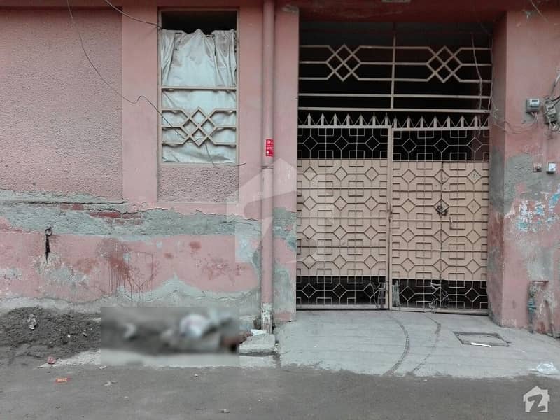 رام گڑھ مغلپورہ لاہور میں 6 کمروں کا 12 مرلہ مکان 1.5 کروڑ میں برائے فروخت۔