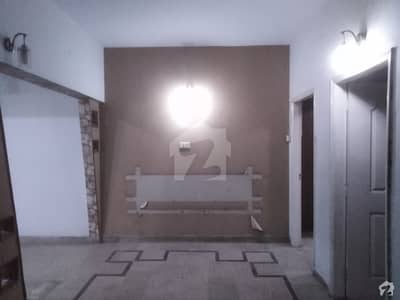Well-Built Apartment Available In Good Location Well-Built Apartment Available In Good Location