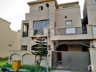 BEAUTIFUL 7MARLA HOUSE FOR SALE BEAUTIFUL 7MARLA HOUSE FOR SALE