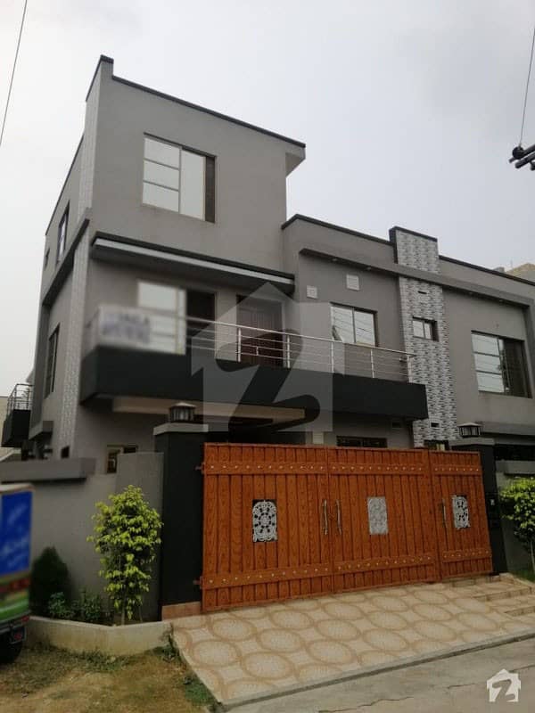 10 Marla Corner Brand New House Is Available For Sale At Good Location