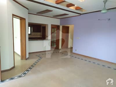 Defence One Kanal Upper Portion For Rent In Dha Phase 4 Defence One Kanal Upper Portion For Rent In Dha Phase 4