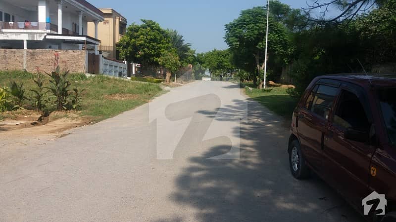 F-10/1 Saymbol Road 1022 Sq Yd Housed Beautiful Locations Urgently Sale F-10/1 Saymbol Road 1022 Sq Yd Housed Beautiful Locations Urgently Sale