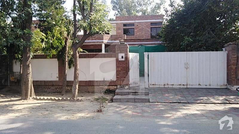 1 Kanal House For Sale In Y Block Of DHA Phase 3 Lahore