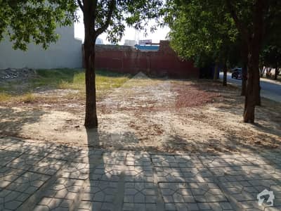 5 Marla plot For sale In DHA 9Town Lahore D block 5 Marla plot For sale In DHA 9Town Lahore D block