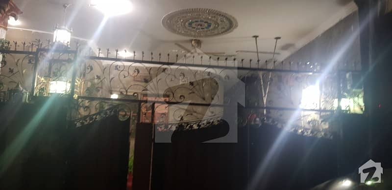 ہربنس پورہ لاہور میں 4 کمروں کا 10 مرلہ مکان 2.1 کروڑ میں برائے فروخت۔