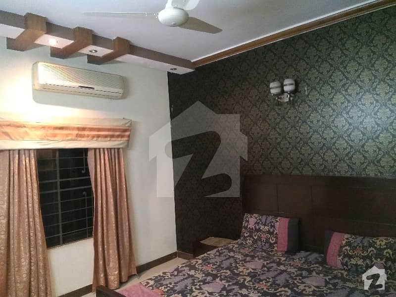 پی آئی اے ہاؤسنگ سکیم ۔ بلاک اے1 پی آئی اے ہاؤسنگ سکیم لاہور میں 5 کمروں کا 10 مرلہ مکان 1.7 کروڑ میں برائے فروخت۔
