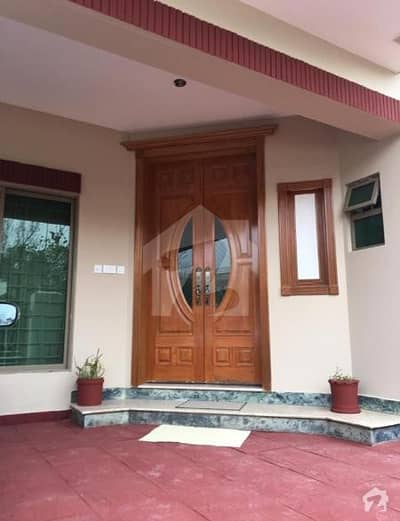 F10 600 Sq Yd Excellent Double Storey House With Basement For Sale F10 600 Sq Yd Excellent Double Storey House With Basement For Sale