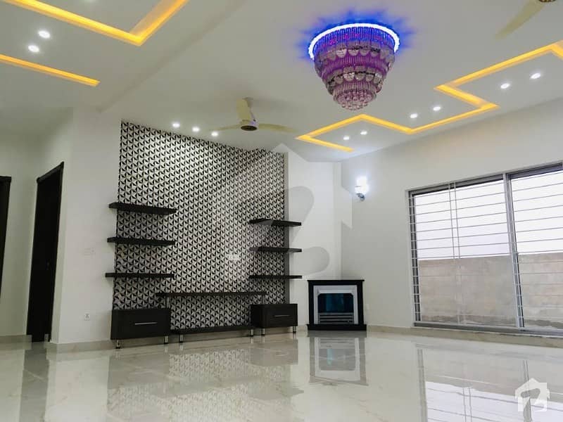 20 Marla brand new lavish House available for sale in formanits housing scheme