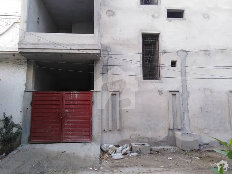 علامہ اقبال ٹاؤن بہاولپور میں 3 کمروں کا 3 مرلہ مکان 70 لاکھ میں برائے فروخت۔