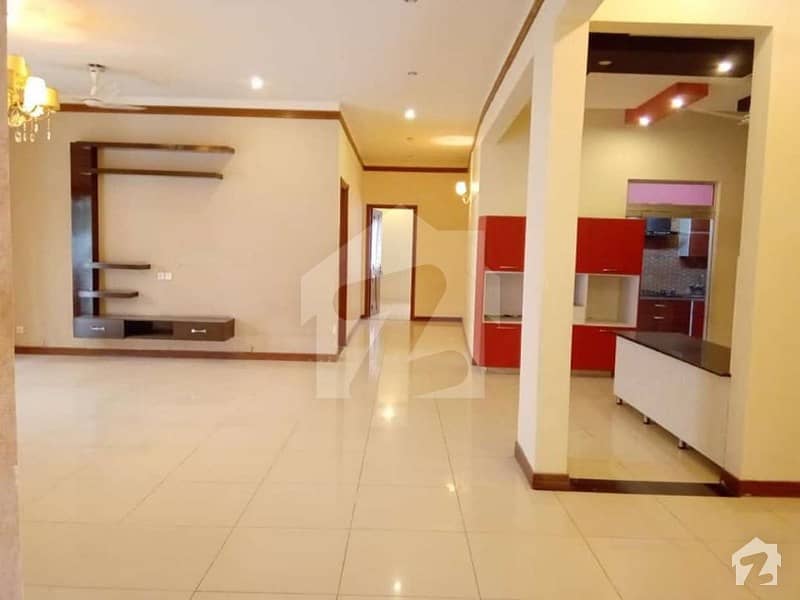 FABULOUS BUNGALOW FOR RENT IN DHA PHASE 5