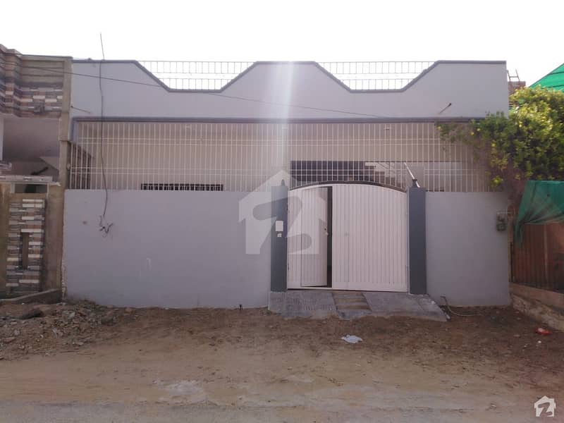 200 Sq Yards Bungalow For Sale