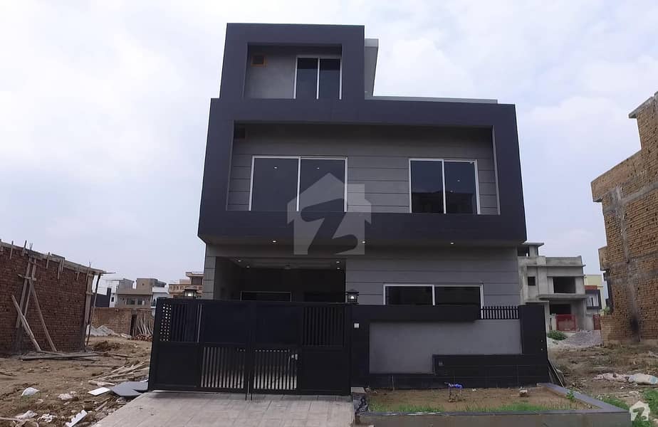 Double Storey House Is Available For Sale In D-12