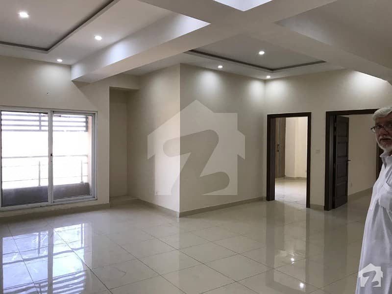 1623 Sq ft Flat for Rent On 1 Year Installment Plan