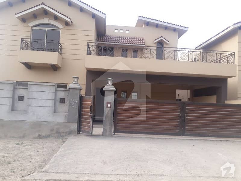 17 Marla 5 Beds Brand New Brig House For Sale In Sector F Askari X Airport Road Lahore Cantt