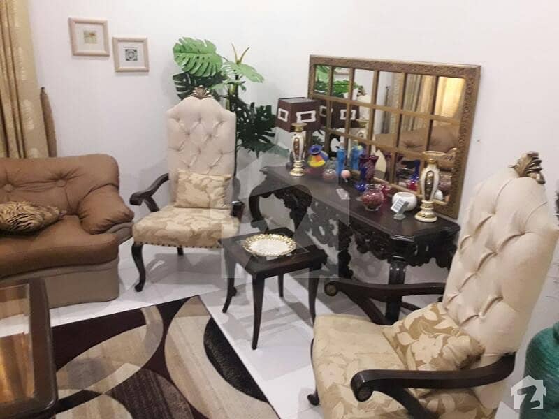 ڈی ایچ اے فیز 7 ایکسٹینشن ڈی ایچ اے ڈیفینس کراچی میں 3 کمروں کا 4 مرلہ مکان 3.3 کروڑ میں برائے فروخت۔