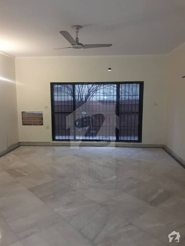 Defence 14 Marla Luxury Bungalow For Rent Phase 3