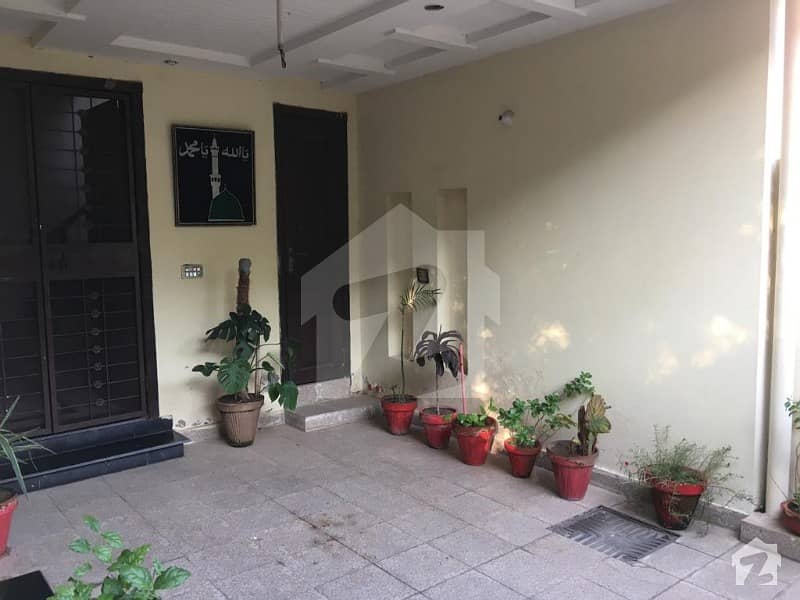 5 Marla Beautiful House For Sale in Bahria Town Lahore