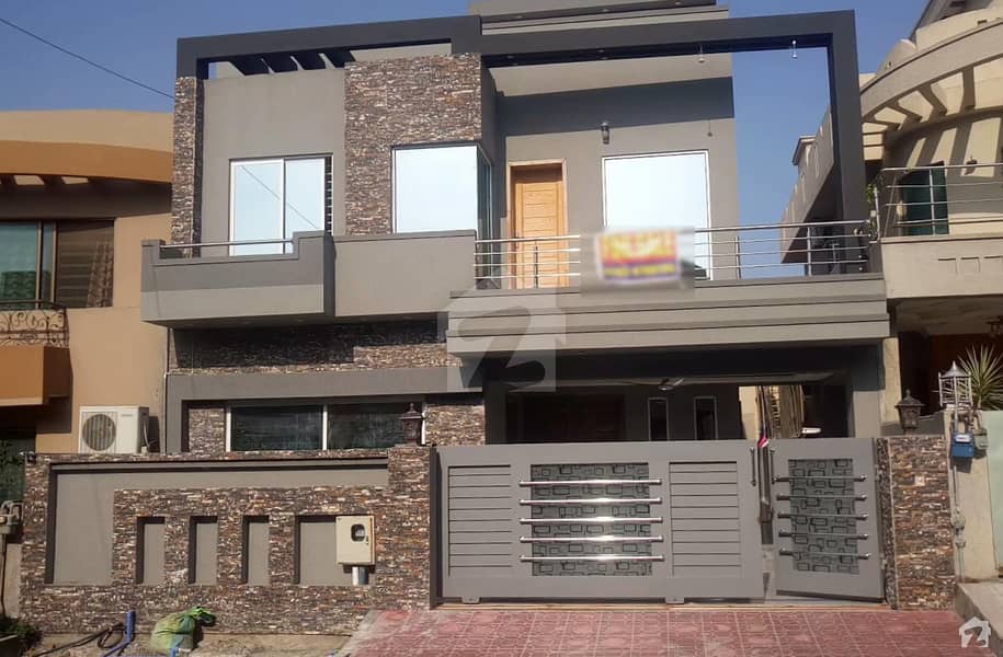 Bahria Town Phase 2 Brand New 10 Marla Luxury House