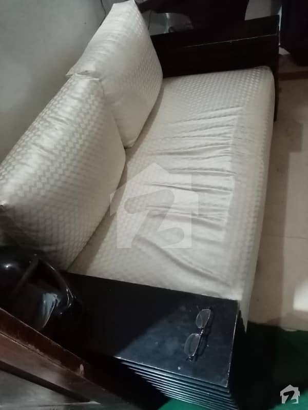 Furnished Room Is Available For Rent