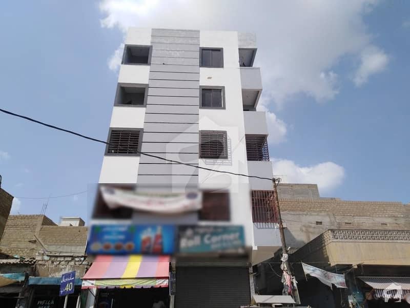 محمود آباد کراچی میں 3 کمروں کا 4 مرلہ فلیٹ 41 لاکھ میں برائے فروخت۔