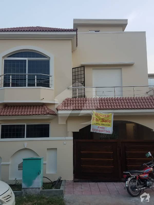 7 Marla Brand New Beautiful House For Sale In Usman Block Bahria Town Phase 8