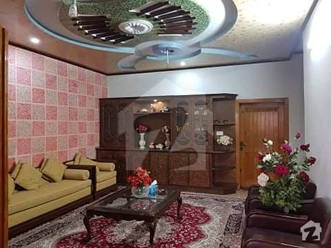 حیات آباد فیز 3 حیات آباد پشاور میں 6 کمروں کا 10 مرلہ مکان 3.25 کروڑ میں برائے فروخت۔