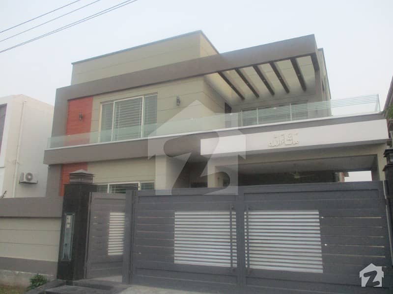 Lower Is Lock 1 Kanal Brand New House 3 Bed Upper Portion Available For Rent