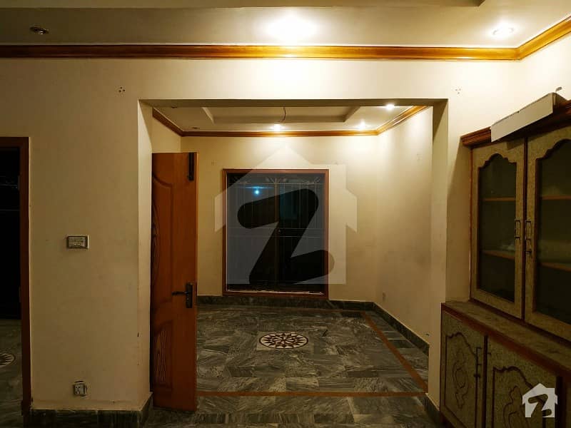 علی پارک کینٹ لاہور میں 5 کمروں کا 5 مرلہ مکان 1.1 کروڑ میں برائے فروخت۔