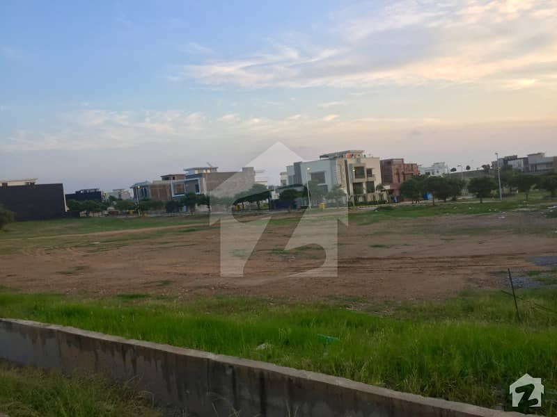 A 1 Kanal Boulevard Plot Is Available For Sale At Prime Location