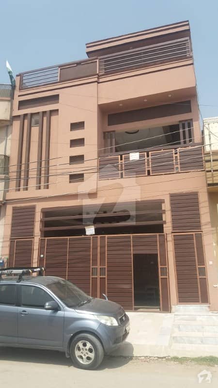 حیات آباد فیز 7 حیات آباد پشاور میں 8 کمروں کا 5 مرلہ مکان 2.1 کروڑ میں برائے فروخت۔