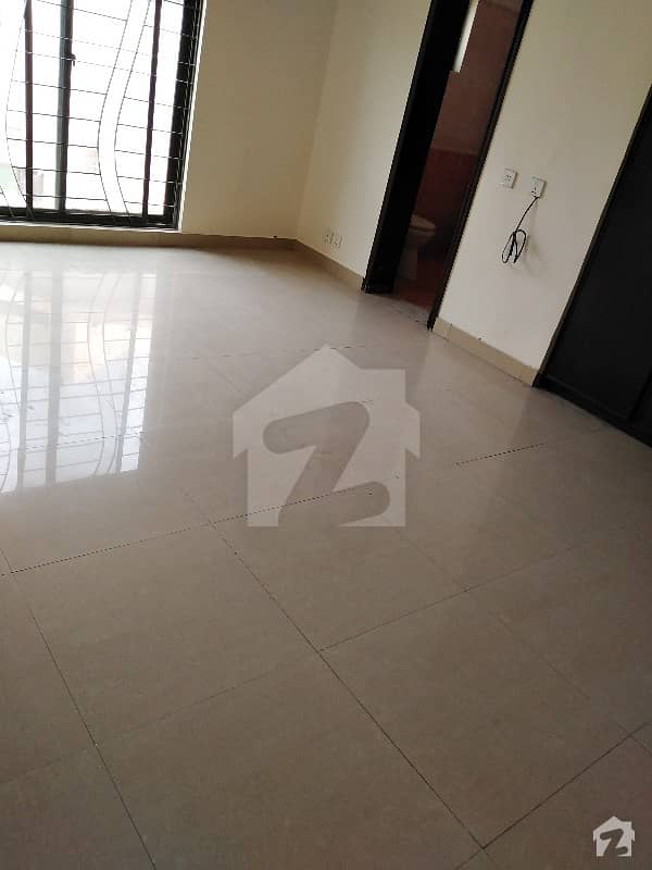 12 Marla 04 Beds 05 Bath Rooms Phasing Park For Rent In Bridge Colony