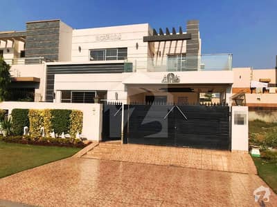 Syed Brothers Offer 10 Marla Beautiful New Full Bungalow For Rent In DHA Phase 4 Syed Brothers Offer 10 Marla Beautiful New Full Bungalow For Rent In DHA Phase 4