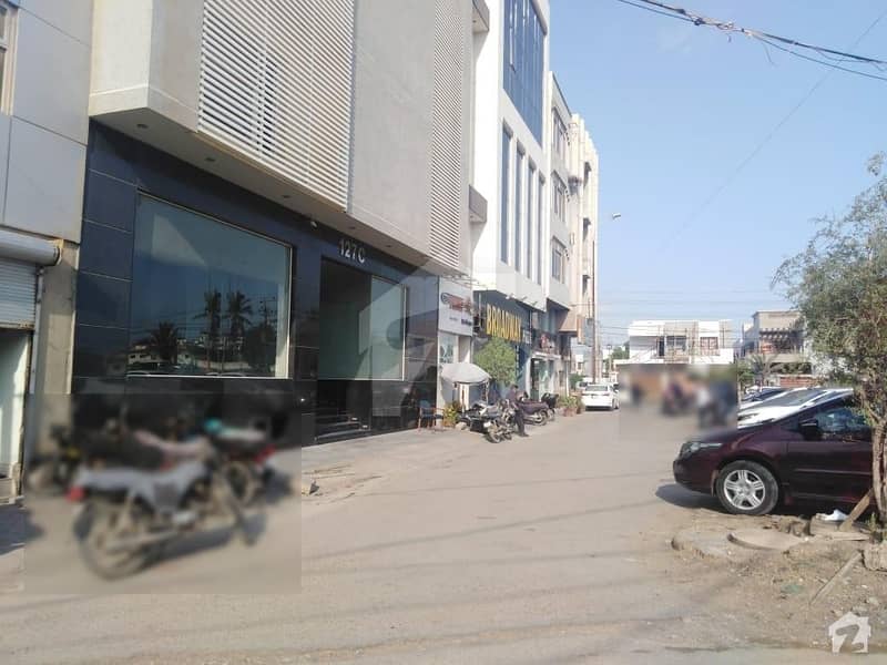 200 Square Yards Ground 3 Floor Building For Rent