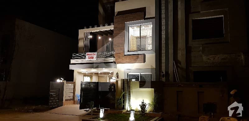 Designer Finished 5 Marla Brand New House For Sale In Bahria Town Lahore