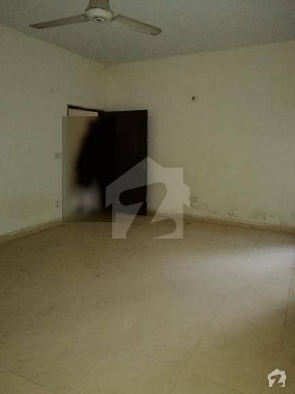 Per Person 5k Bachelor Room Is Available For Rent In 1 Kanal House