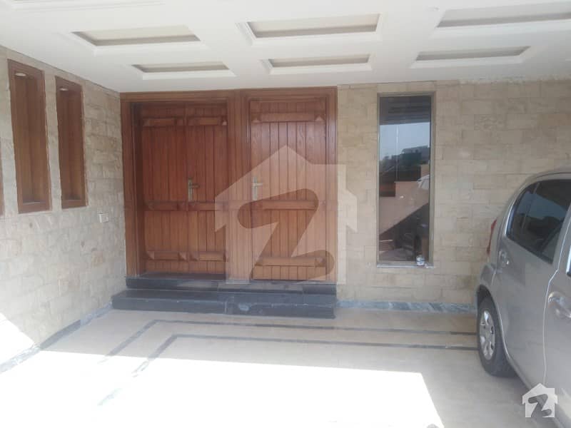 Brand New 10 Marla Upper Portion Available for Rent in Bahria Town Phase 8 overseas 6
