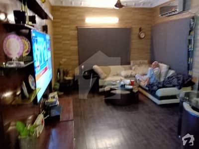 Well Maintained 200 yards Banglow for Sale in Gulistan e Johar block 19 Well Maintained 200 yards Banglow for Sale in Gulistan e Johar block 19