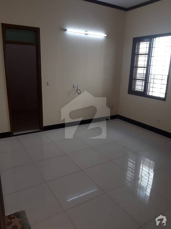 4BED DD BANGLOW PORTION FOR RENT AT PECHS BLOCK 3