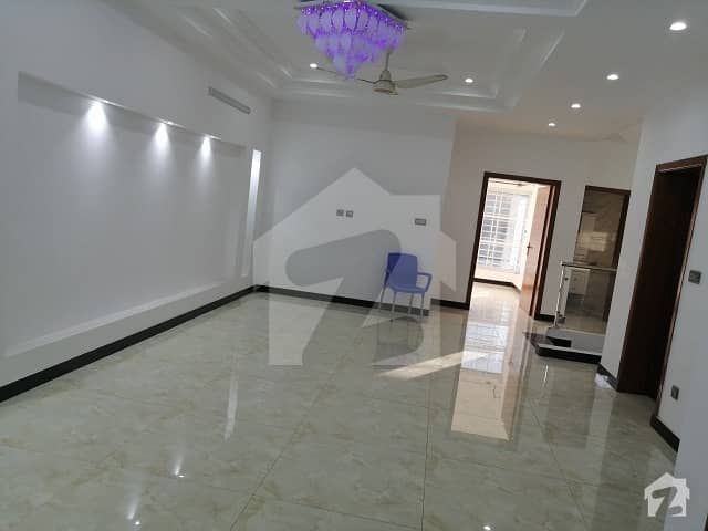 10 Marla Full House Is Available For Rent In Bahria Town Phase 2