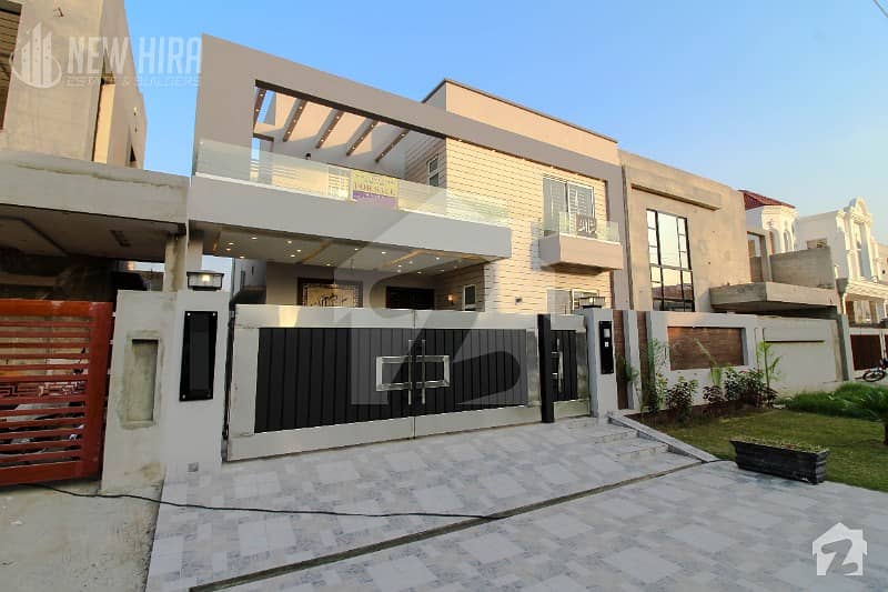 11 Marla Luxury House At Best Price