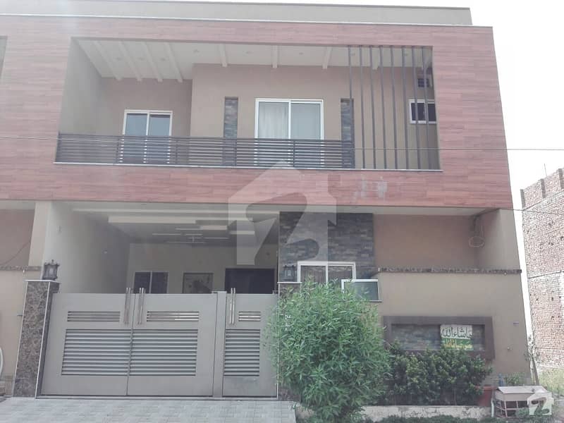 ایڈن ایگزیکیٹو ایڈن گارڈنز فیصل آباد میں 3 کمروں کا 5 مرلہ مکان 1 کروڑ میں برائے فروخت۔